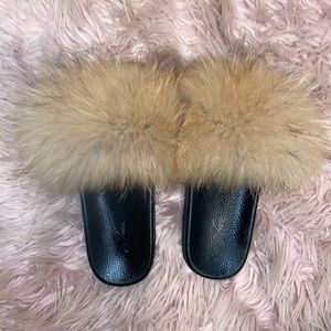 “raccoon” fur slides